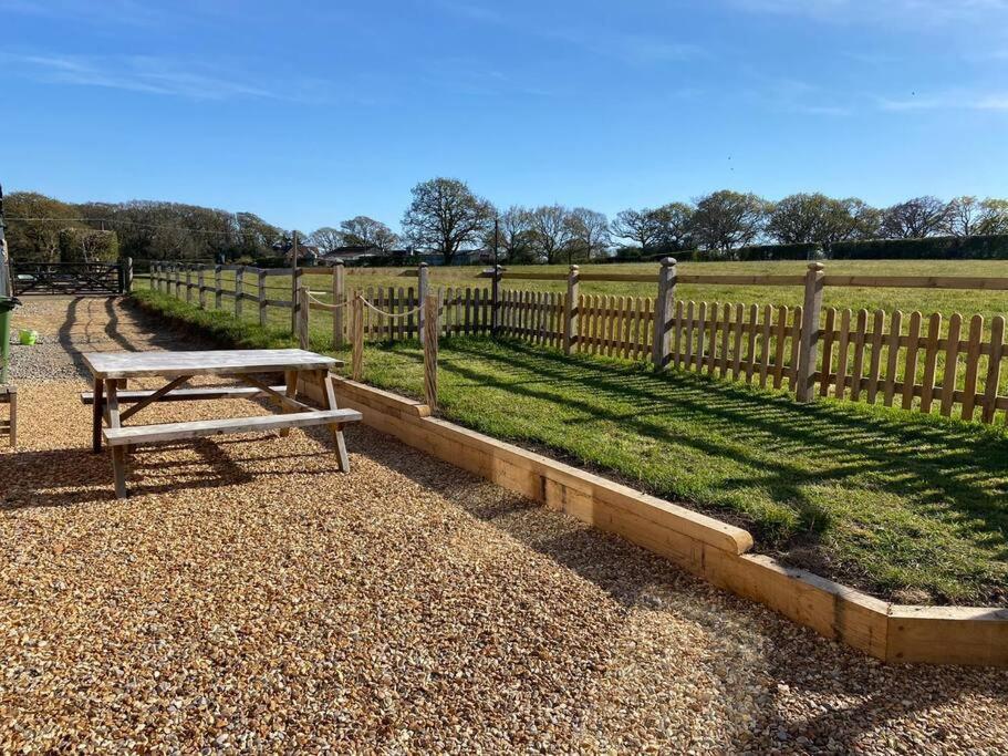 Beautiful Rural Self Contained Farm Annex Βίλα Hordle Εξωτερικό φωτογραφία